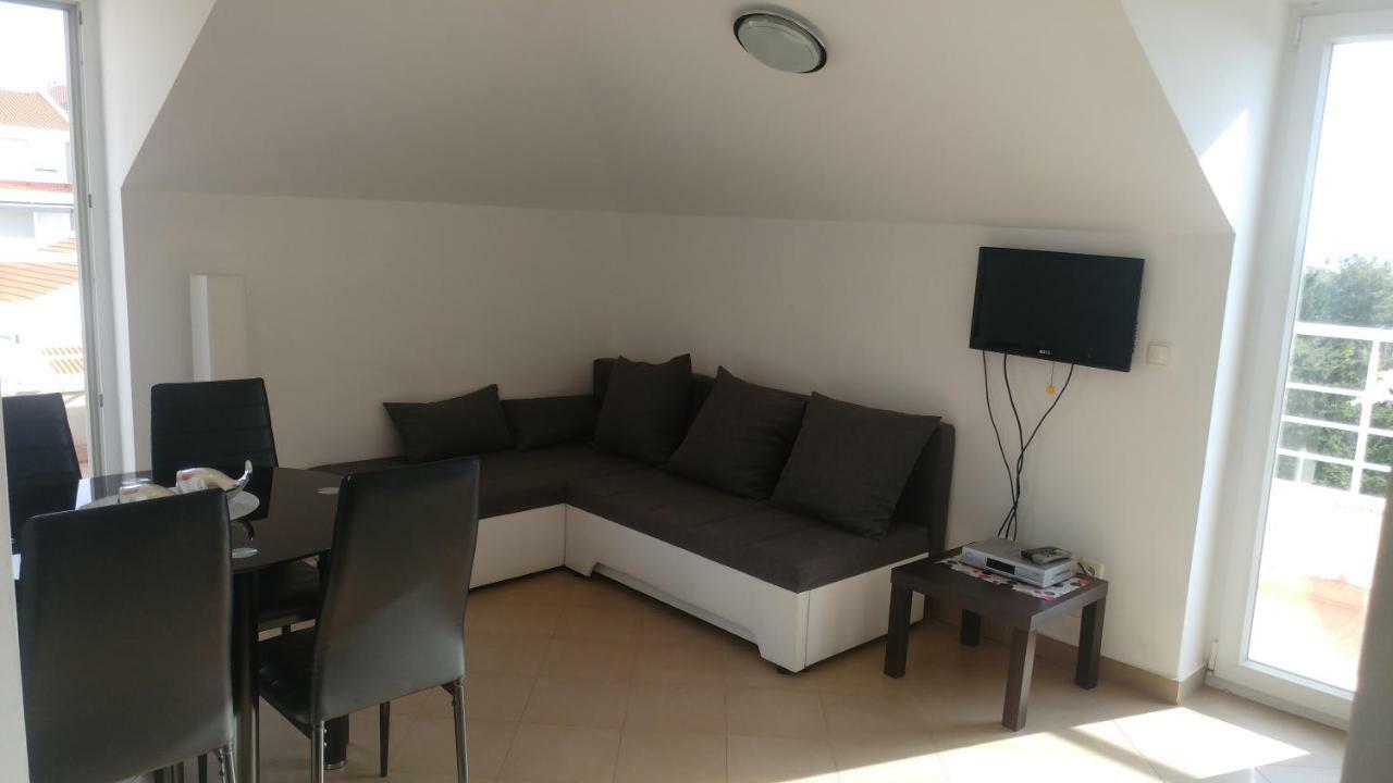 Apartment Star โนวาลยา ภายนอก รูปภาพ